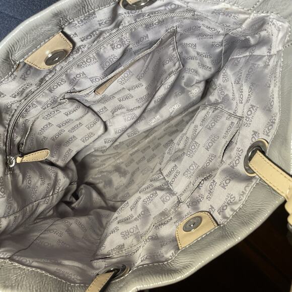 Michael Kors - Medium shoulder tote bag - Light gray - Pre-owned, fair condition - Picture 3 of 10